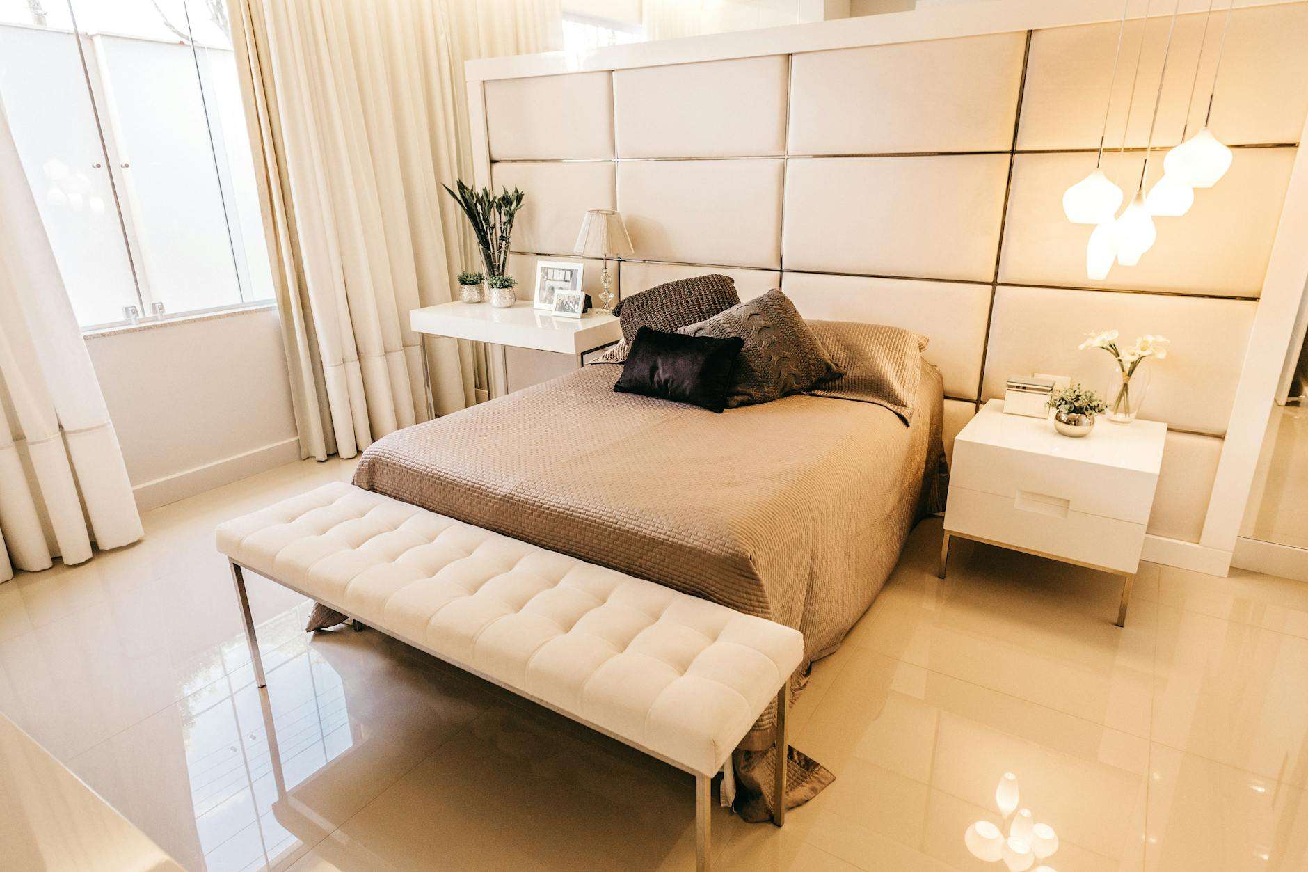 cozy modern bedroom